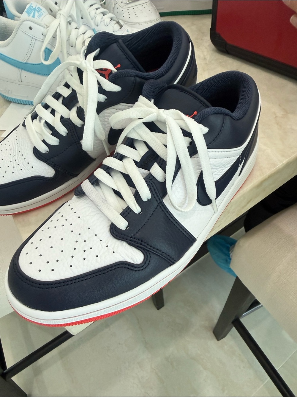 Nike air Jordans Retro Low  obsidan Ember Glow  White-hardly worn-